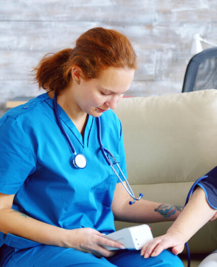 Service de soins infirmiers à domicile (SSIAD)